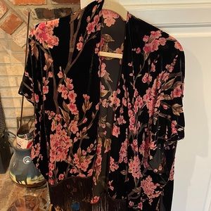 LANE BRYANT KIMONO